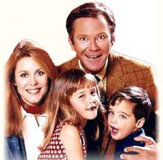 the-stephens-family-bewitched-2518410-32